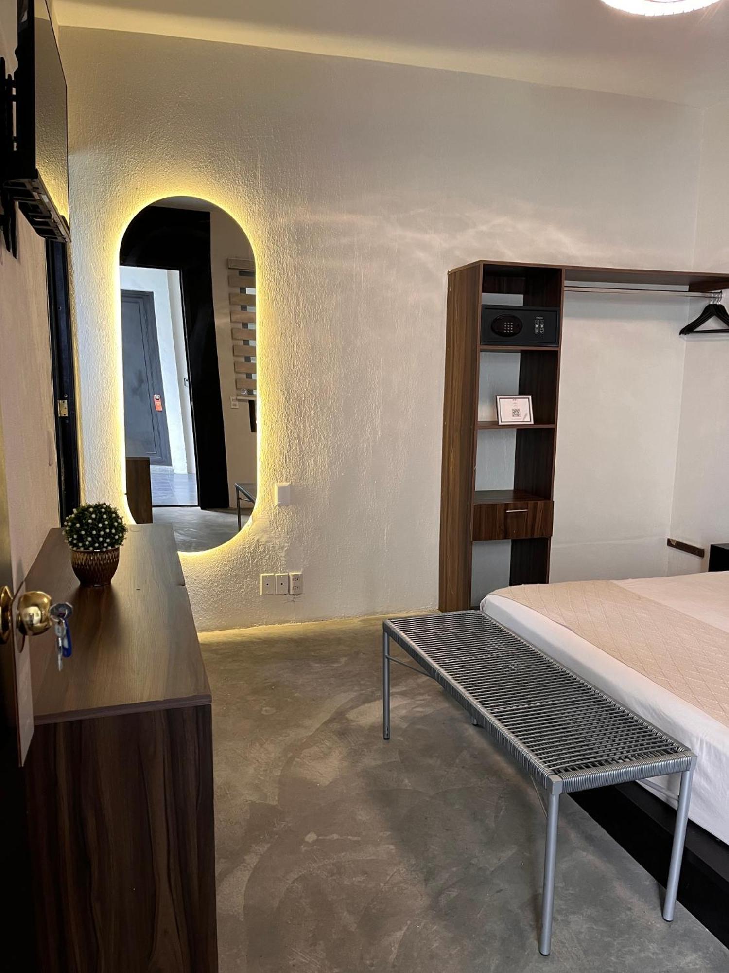 Aura Hotel B&B ทลาคิวปาก ภายนอก รูปภาพ