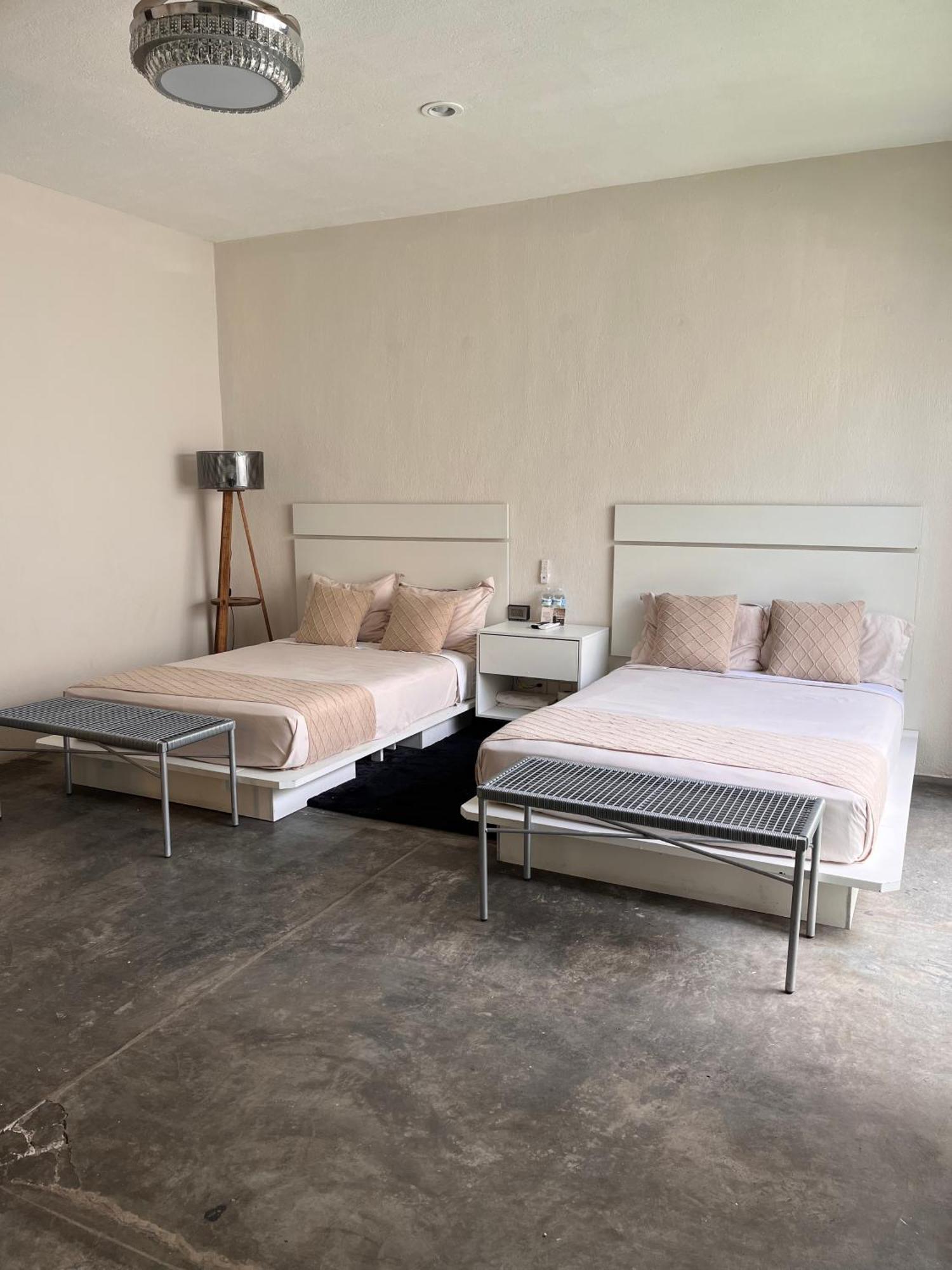 Aura Hotel B&B ทลาคิวปาก ภายนอก รูปภาพ