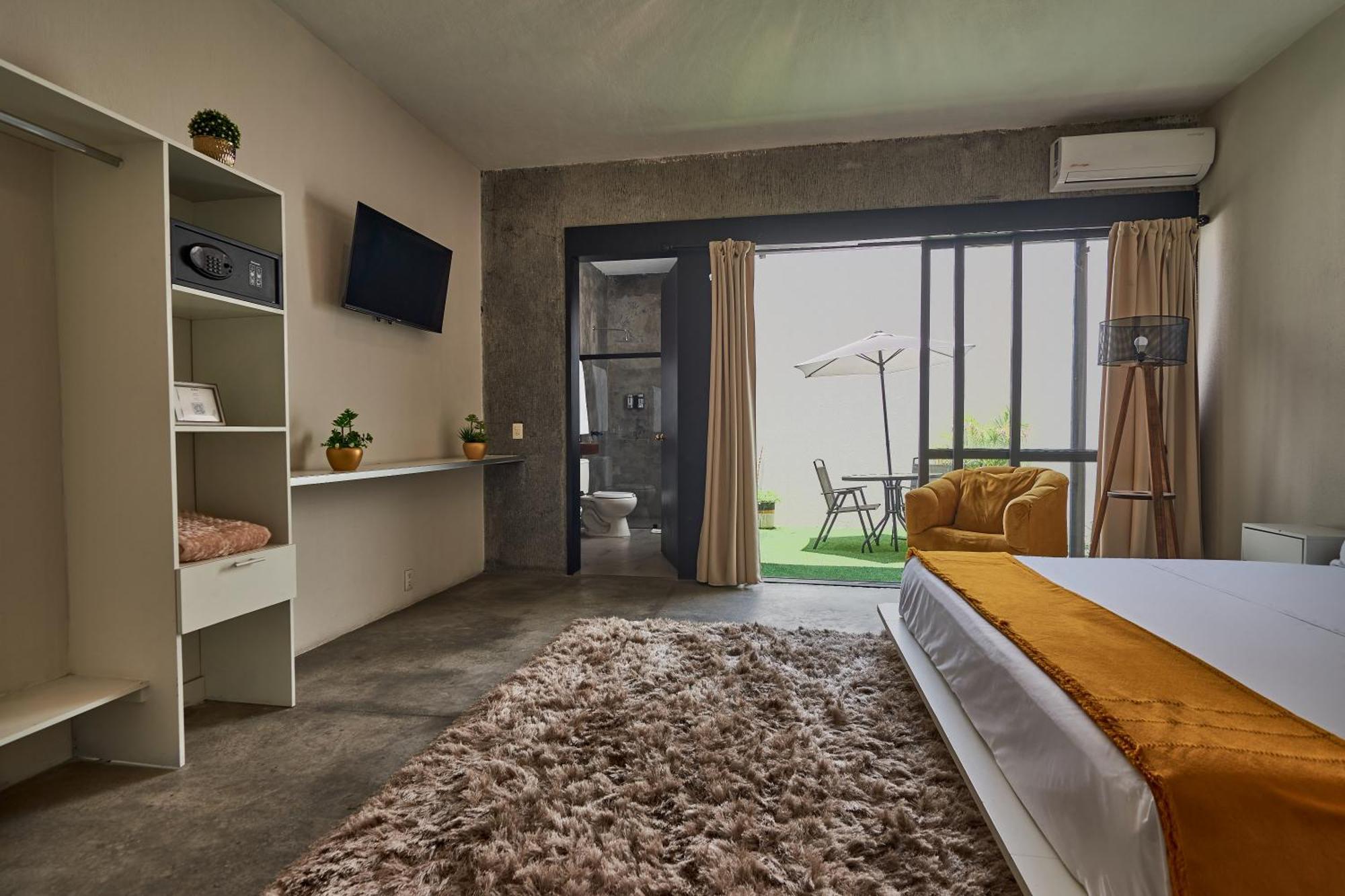 Aura Hotel B&B ทลาคิวปาก ภายนอก รูปภาพ